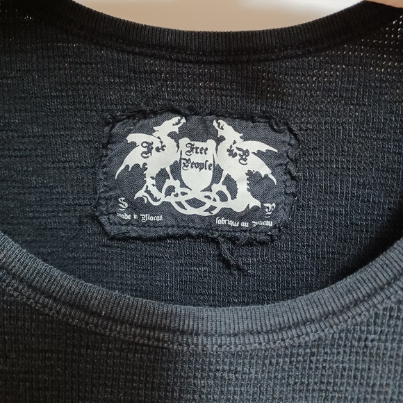 FP black thermal top - Picture 3 of 5